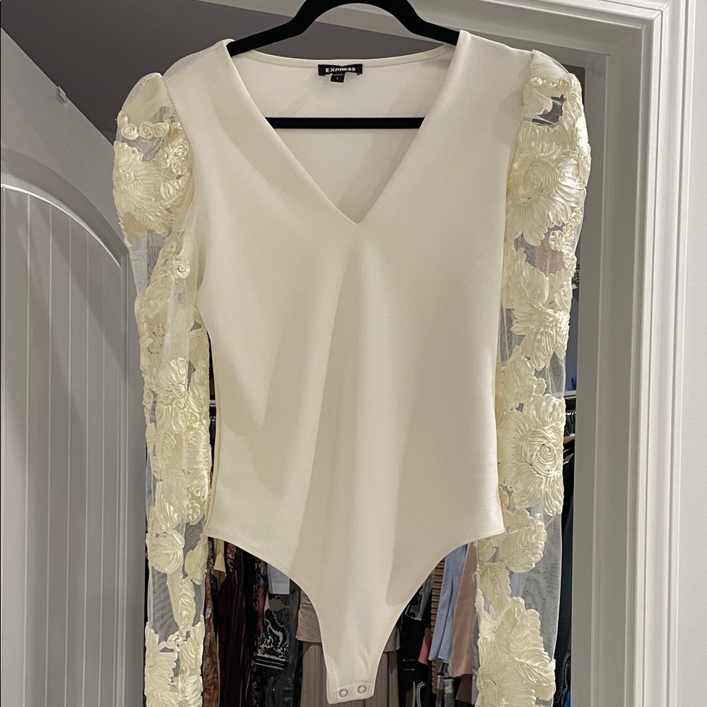 Express Cream  Flutter Sleeve Bodysuit